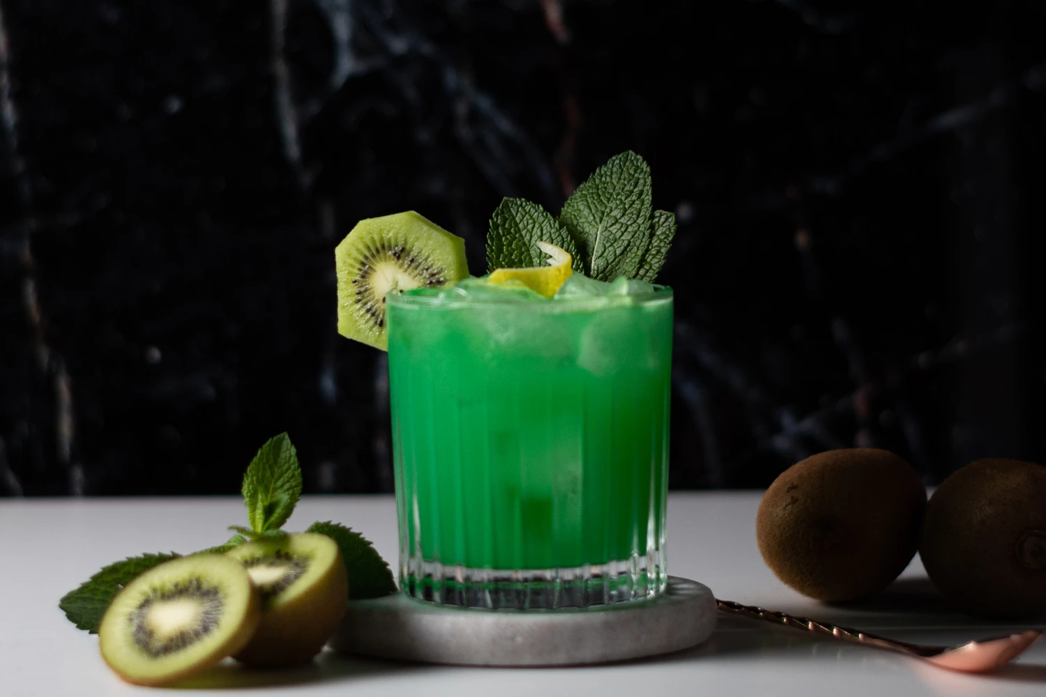 Cocktail Kiwi Mint Cooler